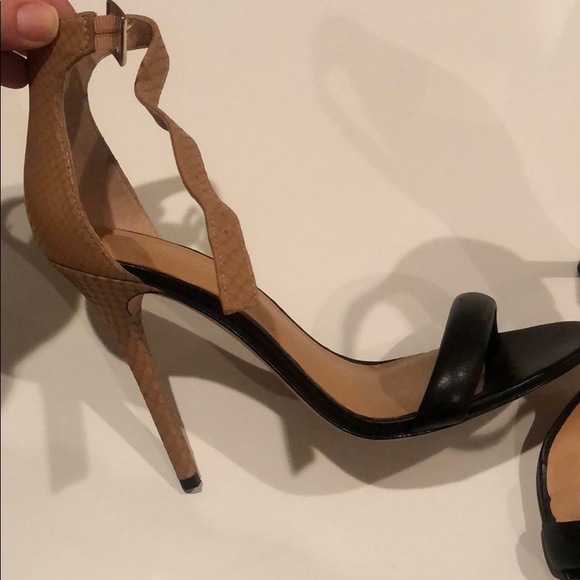 Halston Heritage Sandals Sz. 8.5 - Picture 2 of 4